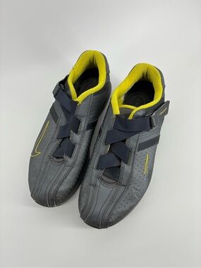 Nike Spin Women's Gray and Yellow Athletic Cycling Shoes